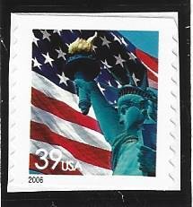 US #3979, Flag & Statue of Liberty, M-NH*-