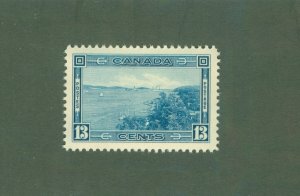 CANADA 242 MNH CV$ 18.00 BIN$ 10.50