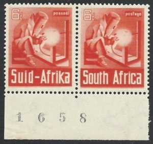 South Africa 1941-43 War Issue 6d Orange #87 Bilingual Pair F/VF-NH CV $11.75-