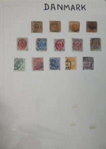 EDW1949SELL : DENMARK Nice collection on pages with many Better. Good Starter