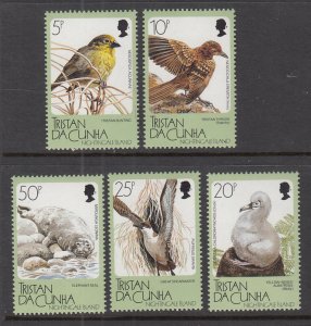 Tristan da Chuna 420-424 Animals MNH VF