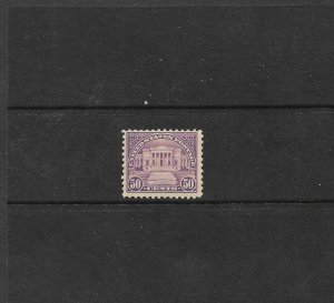 US Stamps: #570 - 50c 1922 Flat Plate Definitive (Arlington Amphitheater); MH