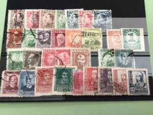 Spain 1930’s mounted mint & used stamps  Ref A8871