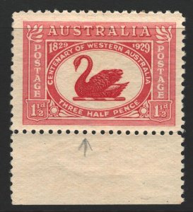 Australia Sc#103 MNH - Variety Re-Entry on T and R