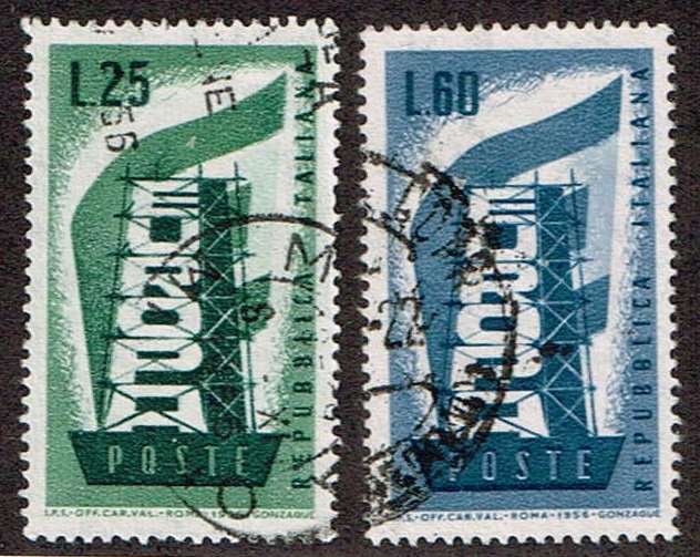 Italy # 715 - 716  Used