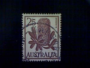 Australia, Scott #329, used (o), 1960, Banksia Flower, 2/5, brown on yellow