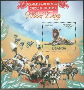 UGANDA 2013 ENDANGERED & VULNERABLE SPECIES WILD DOGS  S/SHEET MINT NH