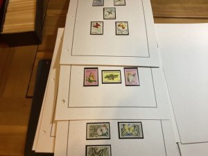 ICOLLECTZONE China Butterflies Sets (A700-25)