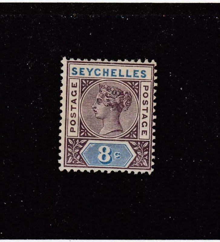 SEYCHELLES (MK4351)  # 6a  VF-MLH  8c QUEEN VICTORIA  /BROWN-VIO & BLUE  CAT $15