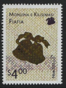 Niue 2013 MNH Sc 895 $4 Bells Christmas