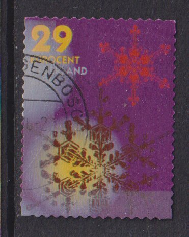 Netherlands  #1258i  used 2001 snowflakes 29c  large red , small brown flakes