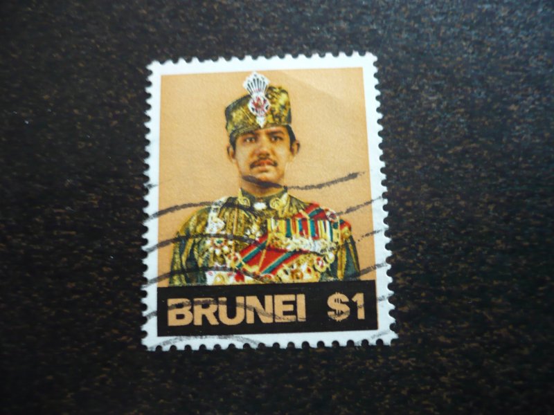 Stamps - Brunei - Scott# 206 - Used Part Set of 1 Stamp