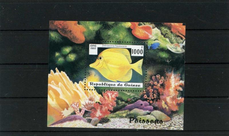 GUINEA  1997 Sc#1409 FISH S/S MNH 