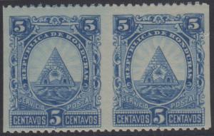 HONDURAS 1890 ARMS Sc 42 PAIR, VERTICALLY IMPERF MNH VF