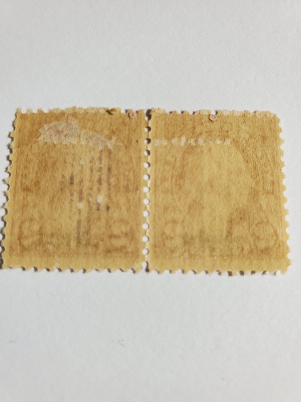 United States #671 m