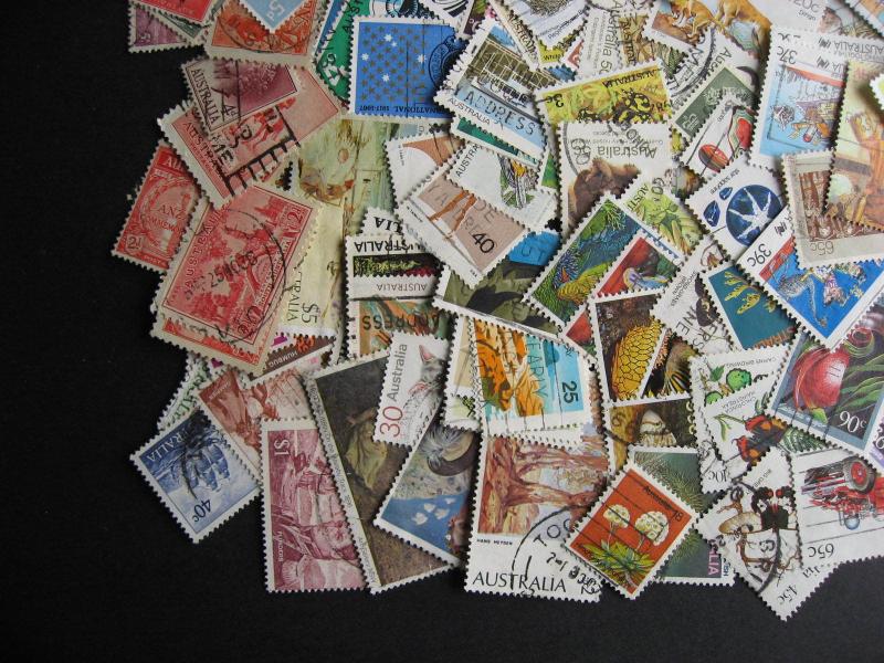 Australia collectors duplicates, 300 different, worth checking out!