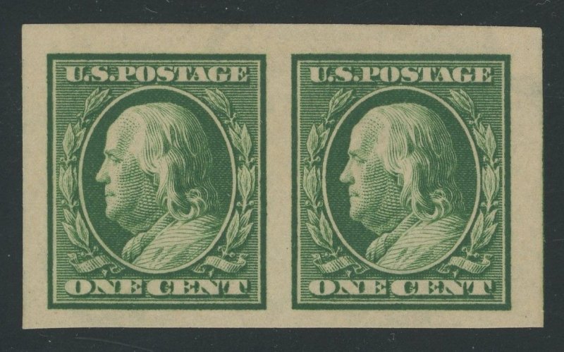 USA 383 - 1 cent Franklin imperf pair - XF Mint never hinged