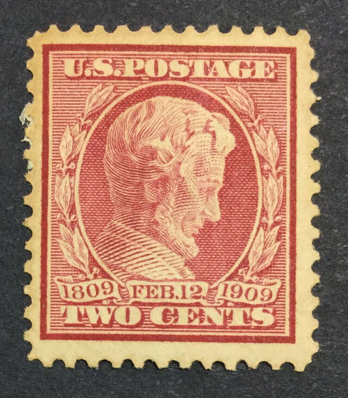 MOMEN: US STAMPS #369 MINT OG H LOT #43152