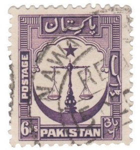 PAKISTAN STAMP 1948 - 57 SCOTT # 25. USED. # 4