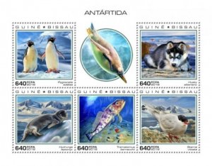 Guinea-Bissau - 2019 Antarctica - 5 Stamp Sheet - GB181002a