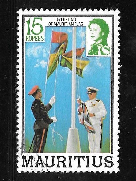 Mauritius 462: R15 Hoisting of national flag, used, F-VF