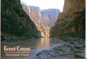POSTCARD Arizona -Grand Canyon - Eary morning Colorado River  -  Unaddressed
