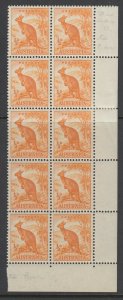 Australia, BW 180g, MNH (hinged margin) block Coloured Flaw by Ear variety