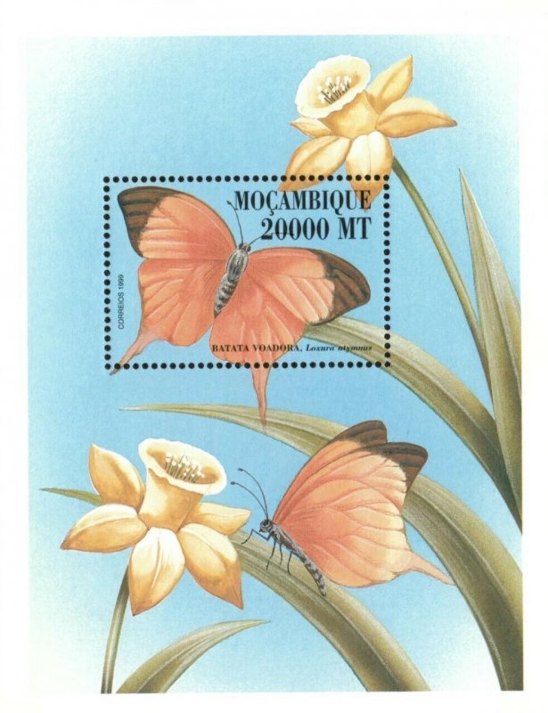 Mozambique 2000 - Butterflies and Flowers - Souvenir Sheet - Scott 1374 - MNH