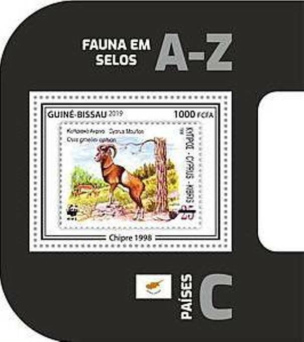 Guinea-Bissau - 2019 WWF Fauna Stamp on Stamp - Souvenir Sheet - GB190403b17