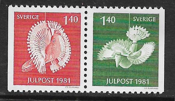 SWEDEN,1390-1391 HINGED ,PAIR, CHRISTMAS 1981