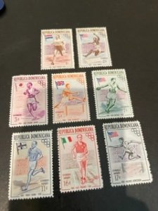 Dominican Republic sc 474-478,C97-C99 MHR comp set