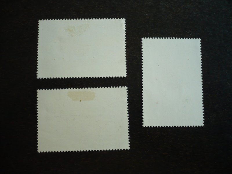 Stamps - Venezuela - Scott# 983-985 - Mint Hinged Part Set of 3 Stamps