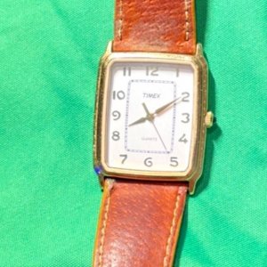 Classy Timex Womens Watch Not Working Untested May Just Need Battery !!