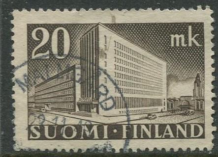 Finland - Scott 248 - Helsinki Post Office -1945- Used - Single 20m Stamp