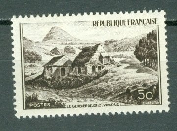 FRANCE 1949 LANDSCAPE  #632  MNH...$2.50