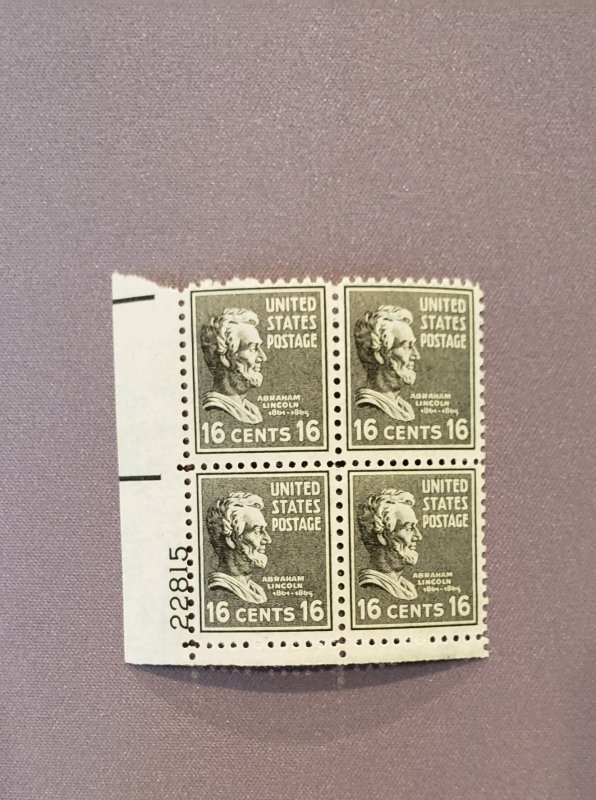 821, Lincoln, Plate Block LL, Mint OGNH, CV $13.00