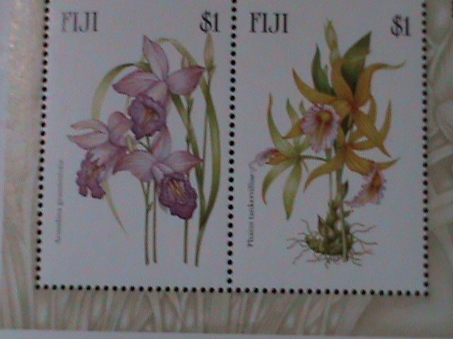 FIJI-1995-SINGAPORE'95 WORLD STAMP SHOW-COLORFUL LOVELY ORCHIRDS-MNH-S/S VF