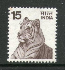 India 1974 5th Definitive Series -15p Tiger White Background 1v Sc 671 MNH