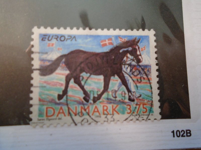 Denmark  #  1100   used