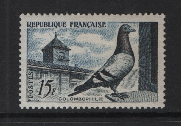 France  #818  MNH  1957  homing pigeon