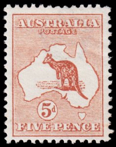 Australia Scott 7 (1913) Mint H F-VF, CV $150.00 M