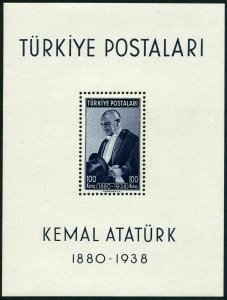 Turkey 841,MNH.Michel 1071 Bl.1. Kemal Ataturk,1940.