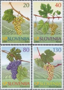 Slovenia 2000 MNH Stamps Scott 430-433 Fruits Grapes Vineyard