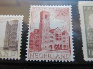 1955 Netherlands Netherlands Netherlands Netherlands 7+5 Fine MH* A11P14F34 Stamp-