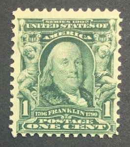 MOMEN: US STAMPS #300 MINT OG NH LOT #39648