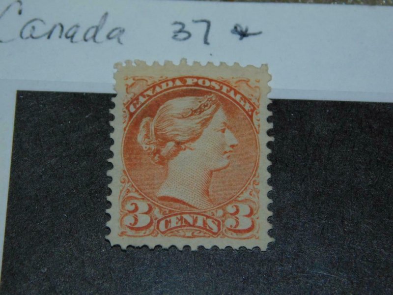 CANADA SCOTT# 37 MINT HINGED, NICE CENTERING & COLOR