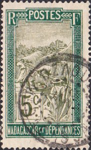 Malagasy Republic - Madagascar #82   Used