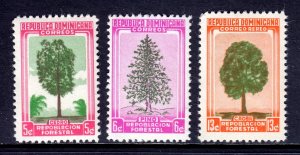 Dominican Republic - Scott #471-472, C96 - MNH - Creasing - SCV $5.75