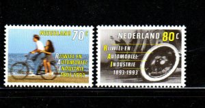 NETHERLANDS #821-822  1993  CYCLE & MOTOR INDUSTRY    MINT  VF NH  O.G