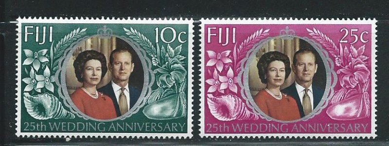 Fiji 328-9 1972 Silver Wedding set MNH